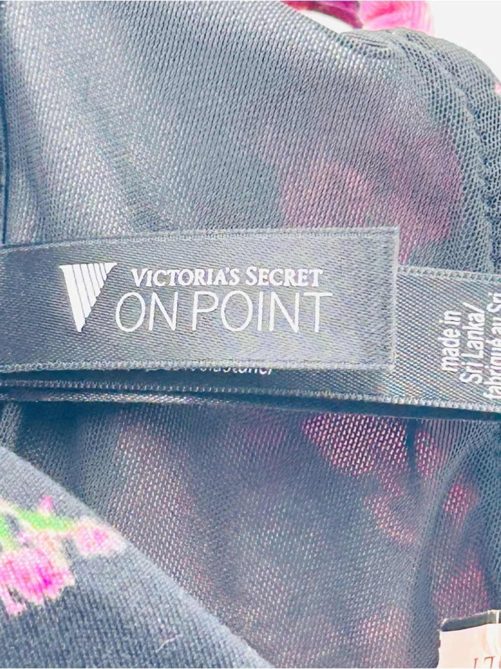 Victoria's Secret Sports Bra On Point medium impact sports bra New women size M - Picture 6 of 7